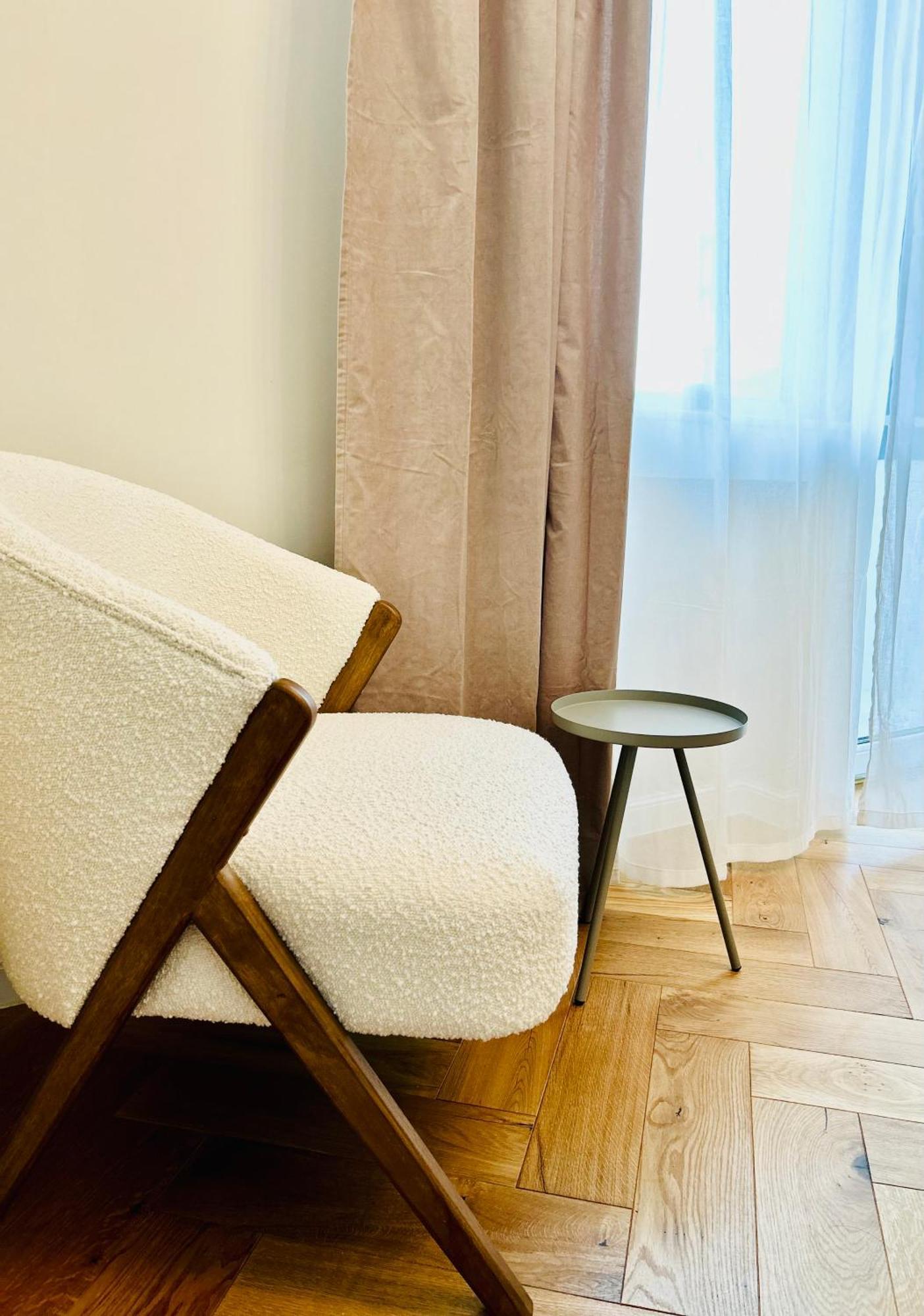 Ultracentral Lux Boutique 1br Ap Near Subway * Bucarest